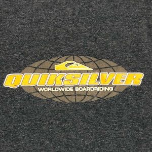 Vintage 90s quick silver globe T-shirt